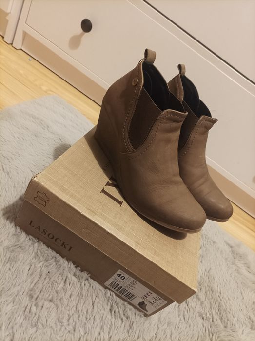 Buty skórzane Lasocki wiosenne r.40