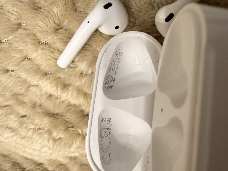 AirPods 2 наушники