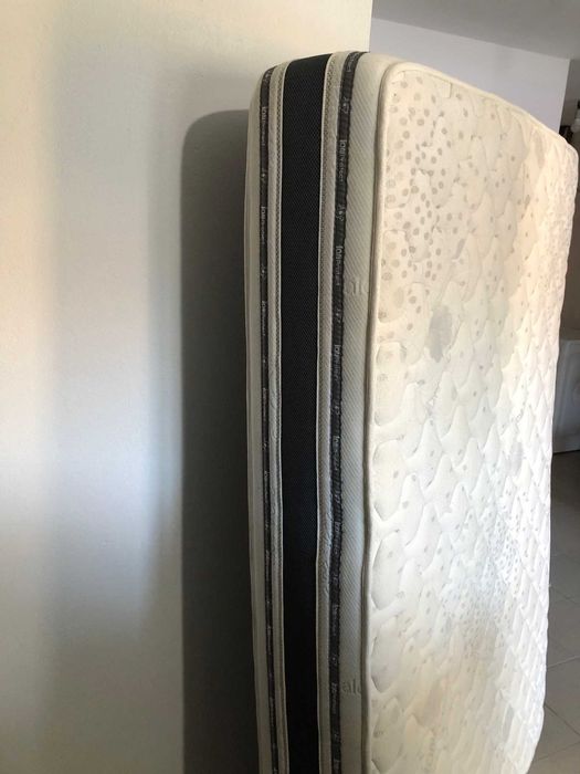 Colchão de solteiro 180x110cm