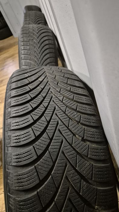 Felgi Koła OEM VW "Dublin" 16" 5x112 z oponami 205/60 R16 Golf 8 7 6 Touran Caddy