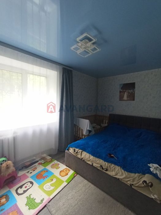 Продам 2-кімнатну квартиру в центрі