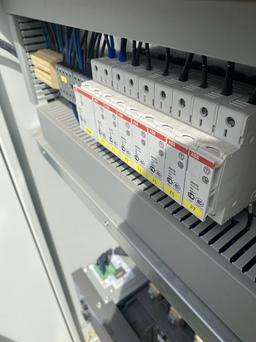 Автоматичний ввід резерва АВР 300 квт.