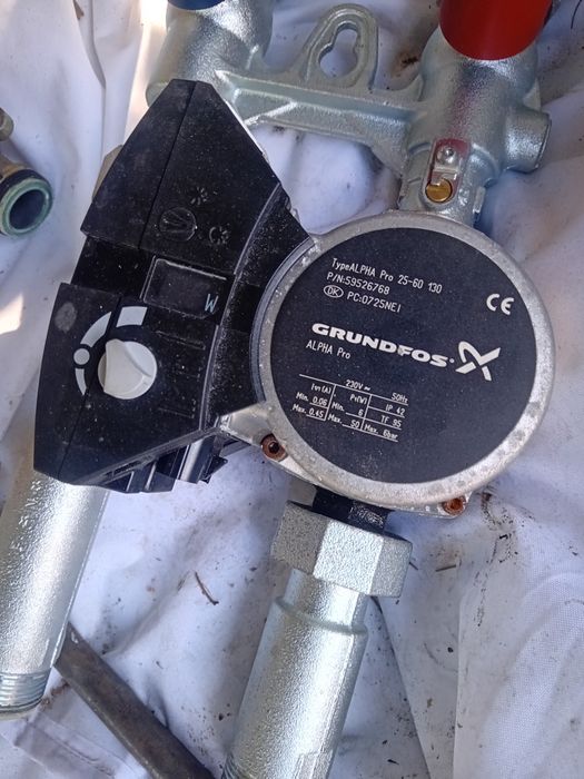 Pompa obiegowa grundfos  25-60