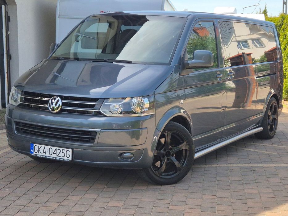 Volkswagen Transporter Volkswagen T5 Caravelle Highline 1.9 TDI • 2007 • 6-osobowy