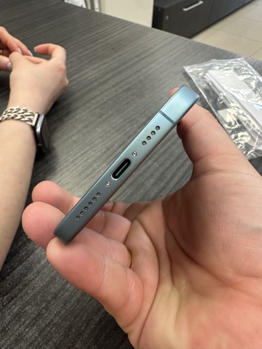 IPhone 16 Plus 128 gb