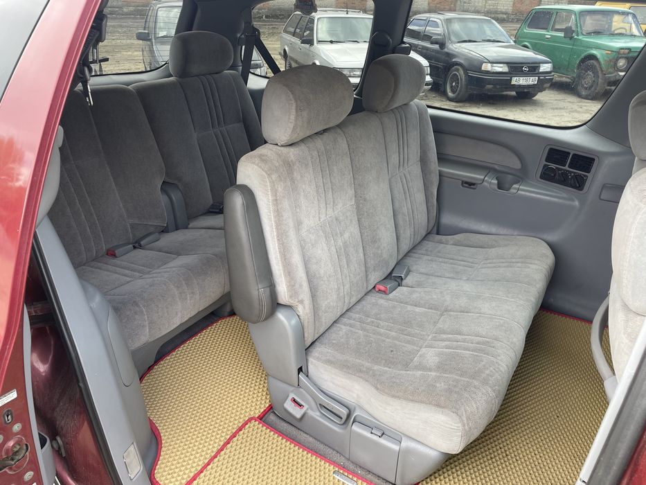 Toyota Sienna 3.0 avtomat