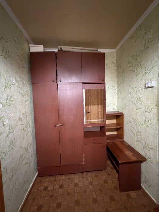 Продам 1-кімнатну Г.Крут