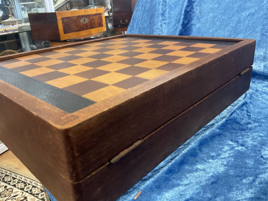 Tabuleiro xadrez duas faces com 38x32x09 cm vários jogos