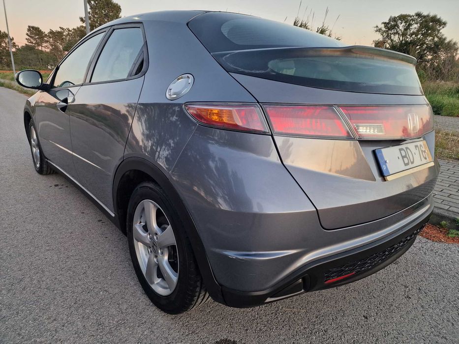 Honda Civic 1.4 I-DSI