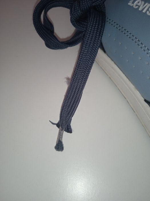 Сині кросівки для хлопчика Levi's 38р.