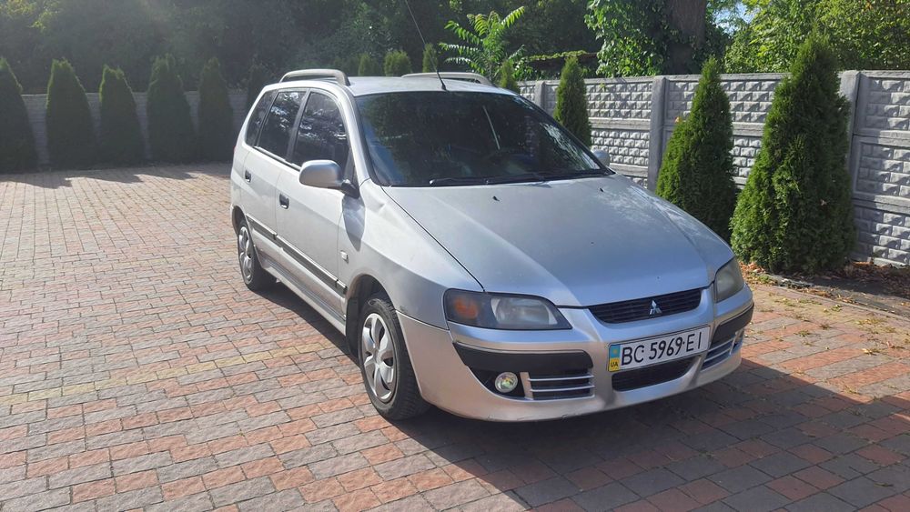 Mitsubishi Space Star 2002 року 1,6 бензин