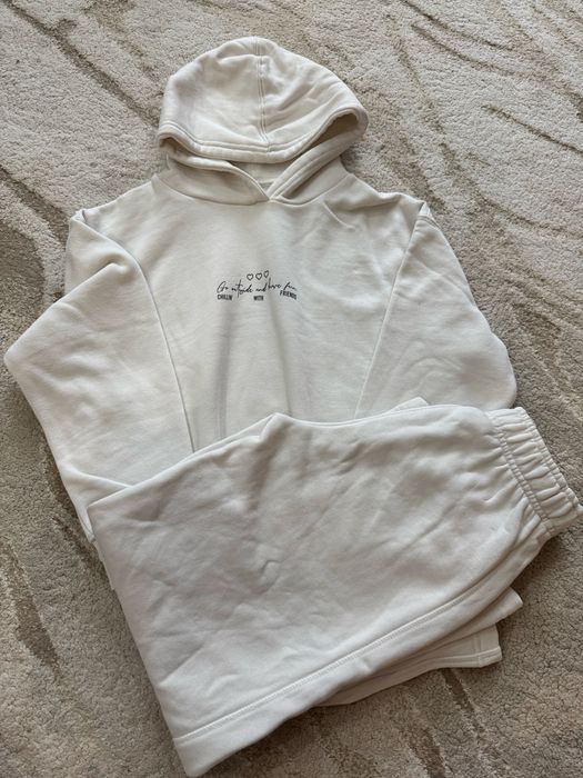 Продам костюм, кофта, штани Zara