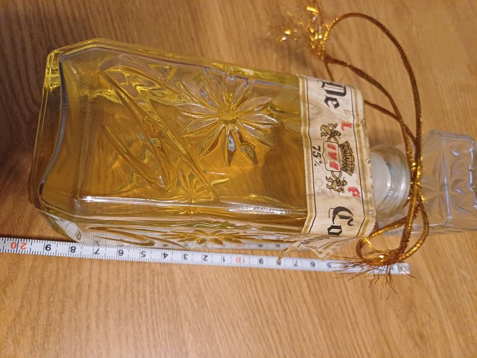 Одеколон ІYE 1980 год Сирия 350грамм