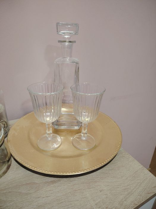 Conjunto de frascos de vidro