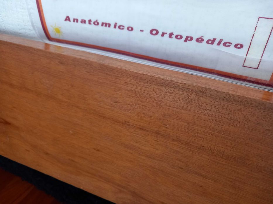 Cama de solteiro usada64585769480963124