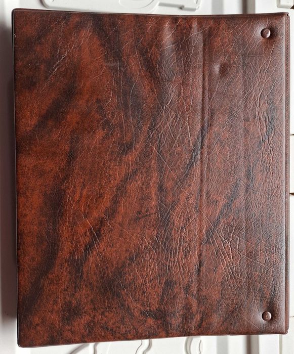 Álbum/classificador para postais ou fotos