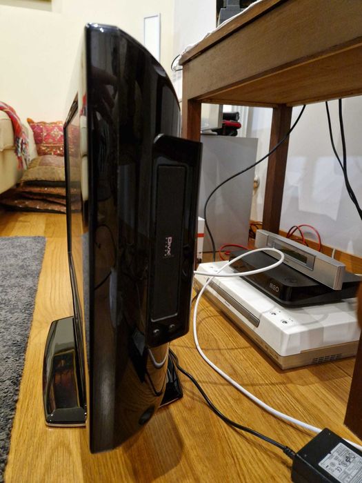 TV com leitor de DVD incorporado para reparação