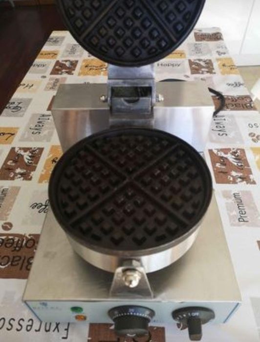 Máquina de waffle profissional