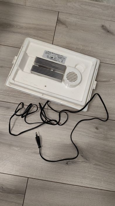 Автохолодильник Electric warmer cooler e27s бу