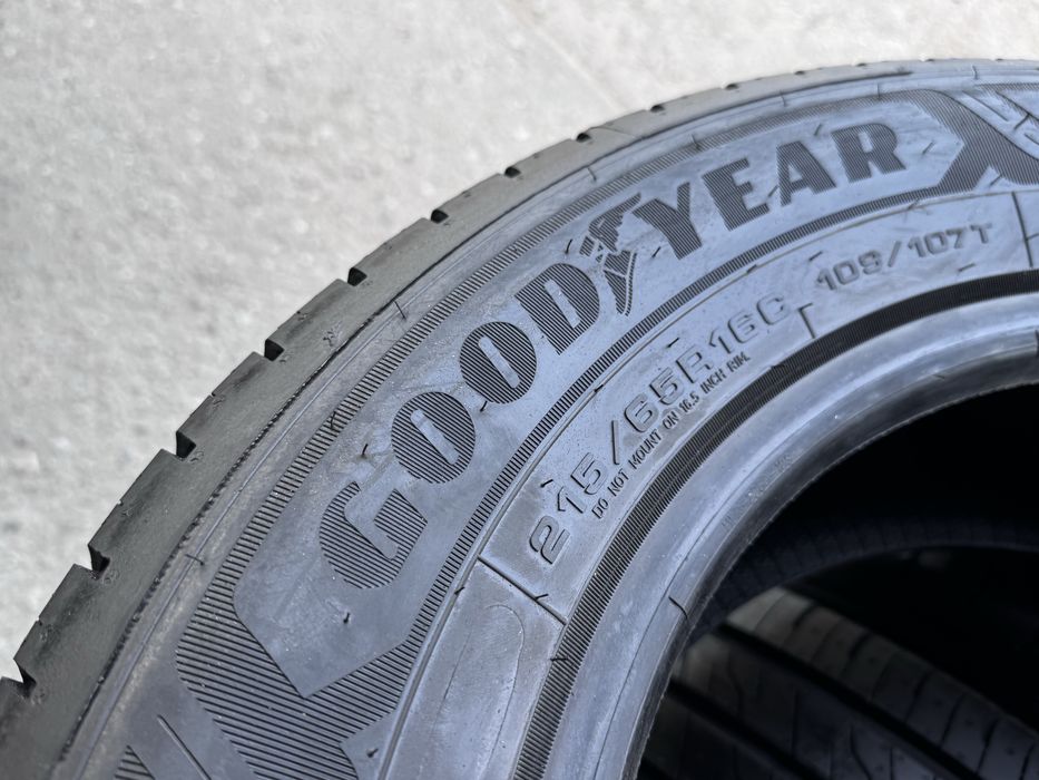 NOWE Goodyear 215/65/16C opony letnie komplet