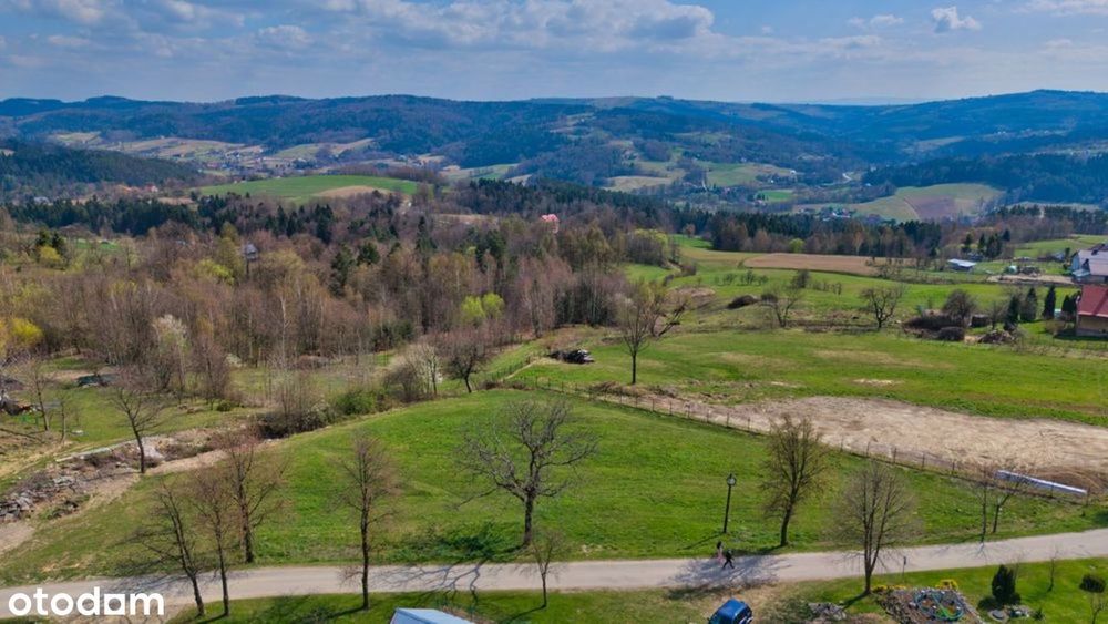 Działka budowlano/usługowa - 2,5 km od Jeziora