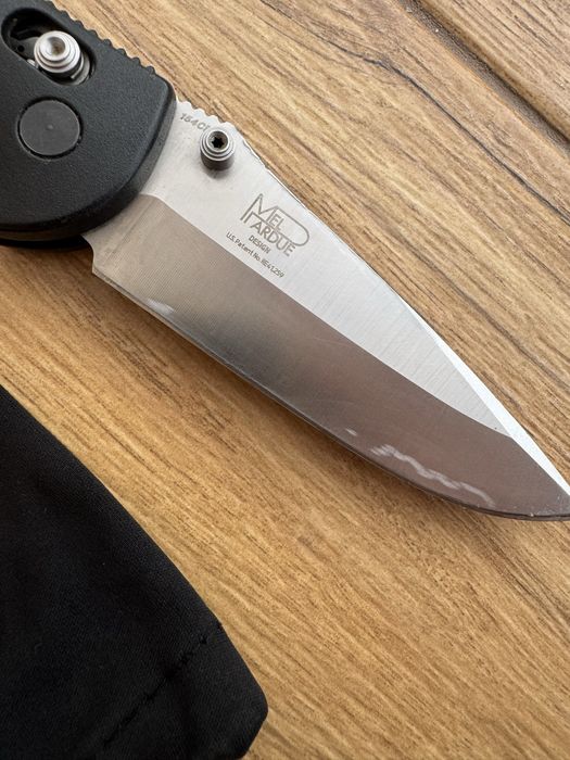 Ніж Bechmade griptilian