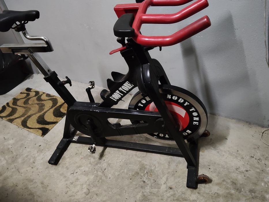 Bicicleta estática447367724475371520