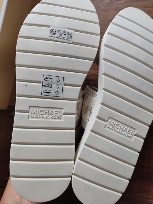 Michael Kors sandały 36 23cm z zapięciem