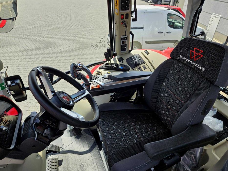 okazja Nowy Traktor Massey Ferguson 5S.105 Dyna-4 + ładowacz FL4121 (fendt 412 )