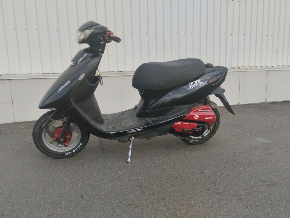 Ямаха са 36 с контейнера