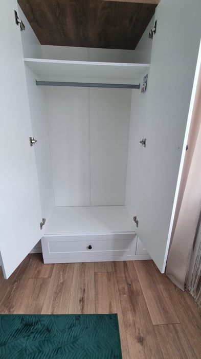 Szafa Lille 02 jak nowa