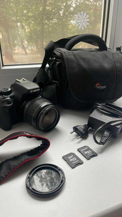 Фотоапарат Canon EOS 550D