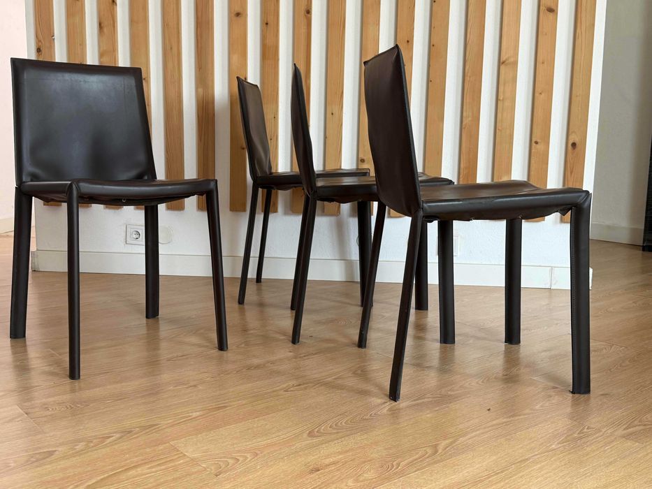 Conjunto 4 cadeiras mesa de jantar em pele