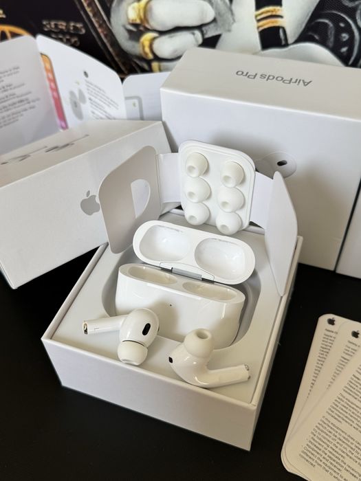 Бездротові навушники Apple Airpods Pro 2 Generation
