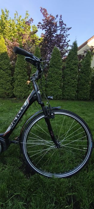 Holenderski rower elektryczny ICYCLE SPORTIVE. Komfort, moc i dynamiczna jazda w jednym.