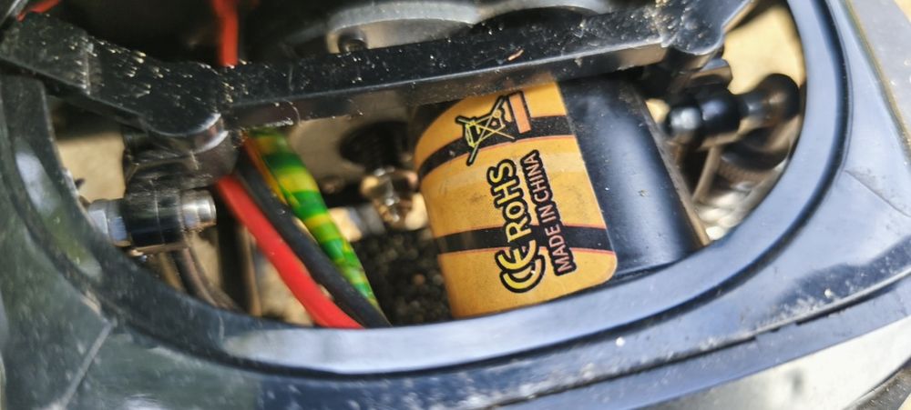 Model zdalnie sterowany MN 128 Jeep Wrangler