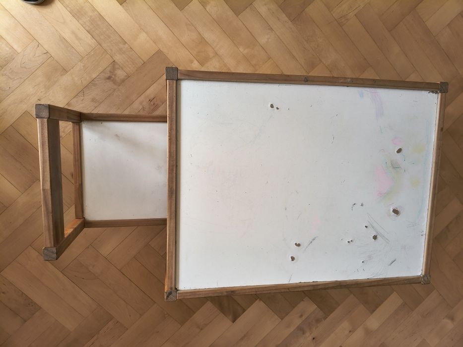 Stolik Ikea dla dzieci z krzesłem