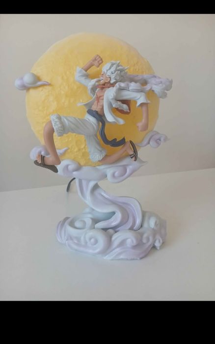 Lâmpada LED Luffy Gear 5 (One Piece Moon Lamp)
