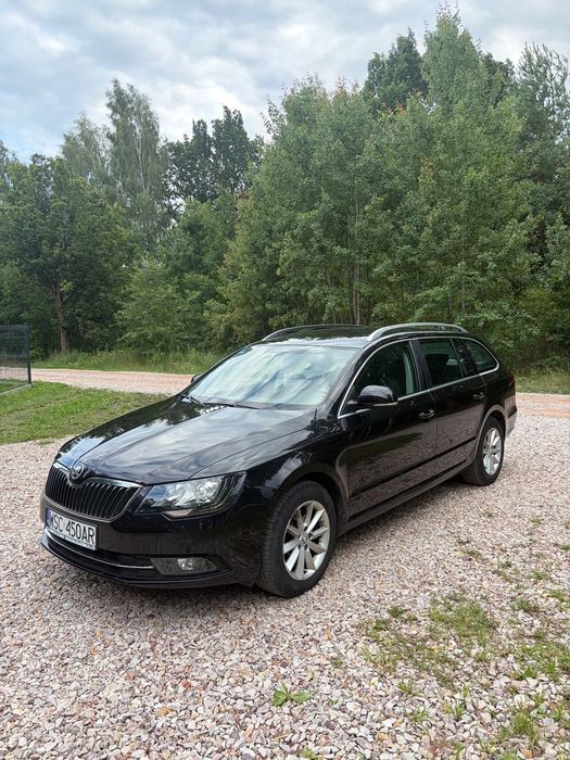 Skoda Superb Skoda Superb Combi 2.0 disel rok 2015