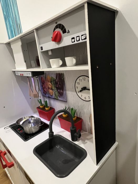 Cozinha de brincar em madeira