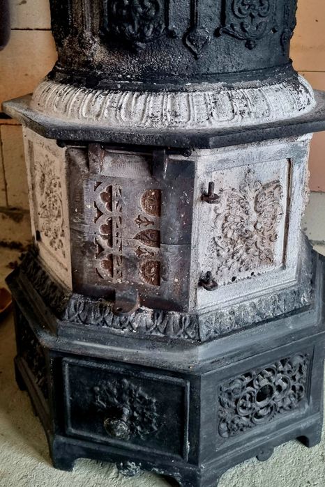 Антикварна Чугунна Буржуйка.