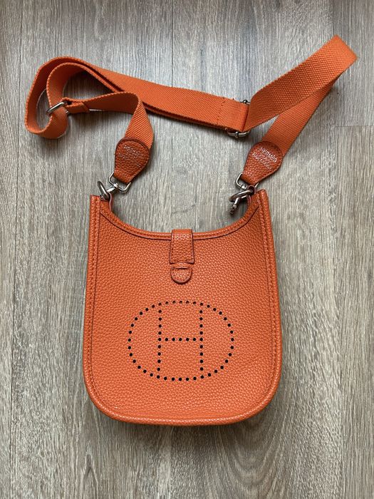 Жіноча сумка Hermès Evelyne