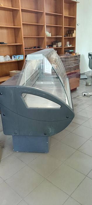 Холодильні вітрини