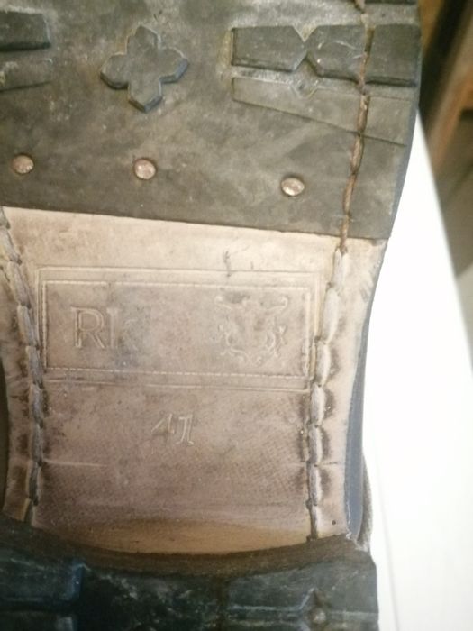 Botas em pele genuína da marca Red Oak