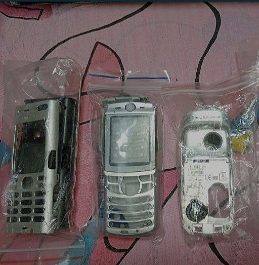 Продам б/у телефоны