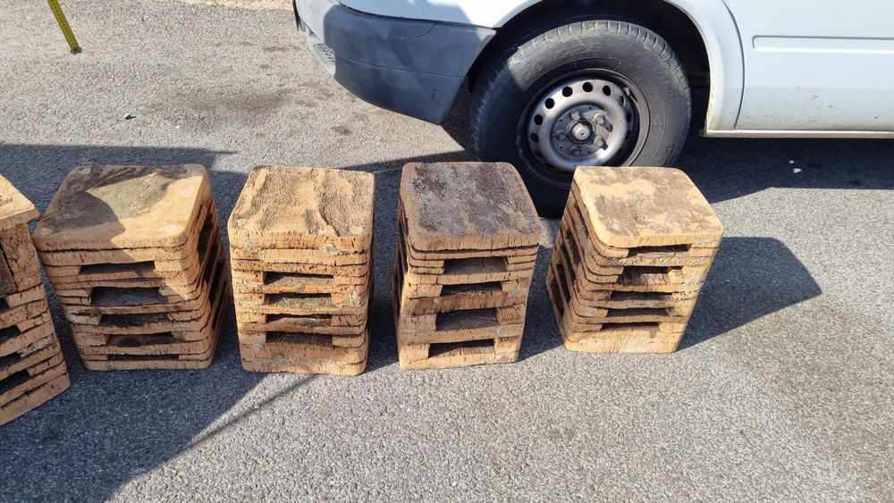 Banco típico alentejano cortiça ou móvel cortica