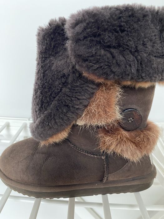 Уггі Luciano Carvari 37 розмір