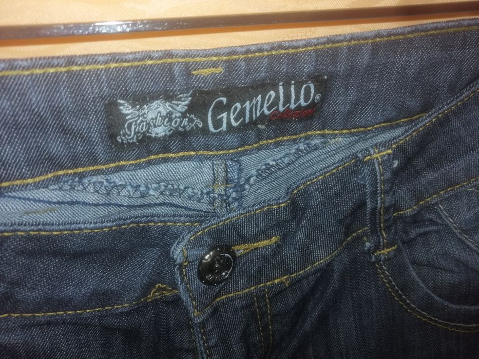 Jeansowe spodnie 3/4