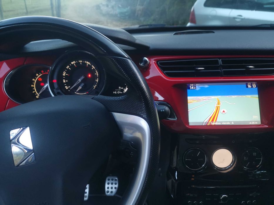 Citroen Ds3 1.6 Black & Red