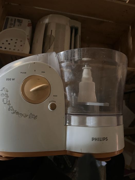 Кухоний комбайн Philips Cucina HR7745 бу